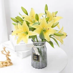 Simulation Mini Lily Handmade Fake Flower Home Ornement Jaune 2pcs -Pas Cher Flore Calme Magasin 93243003 3